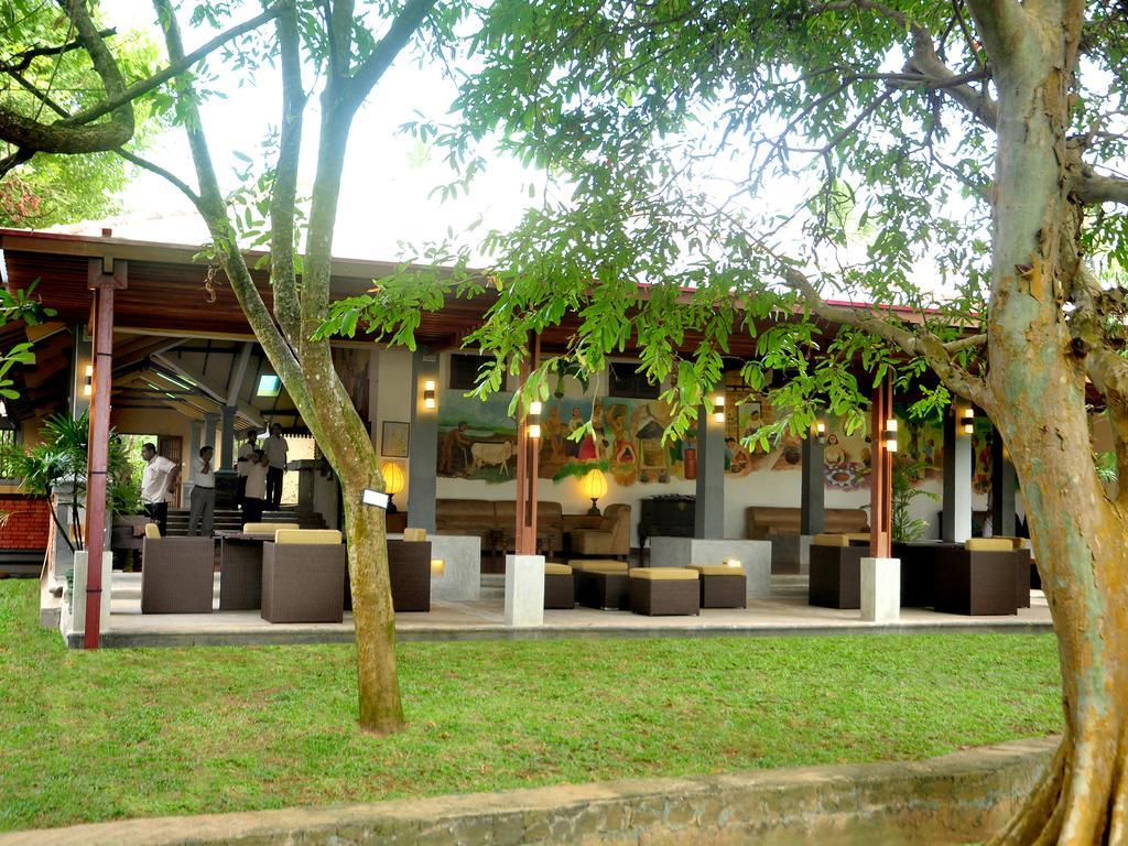 Siddhalepa Ayurveda Resort - All Meals, Ayurveda Treatment And Yoga Wadduwa Exterior photo